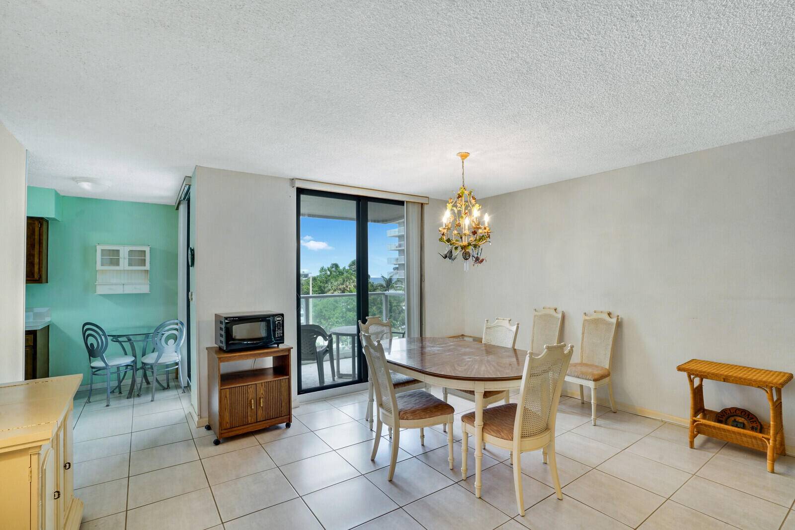 Pompano Beach, FL 33062,1000 S Ocean BLVD 4 L