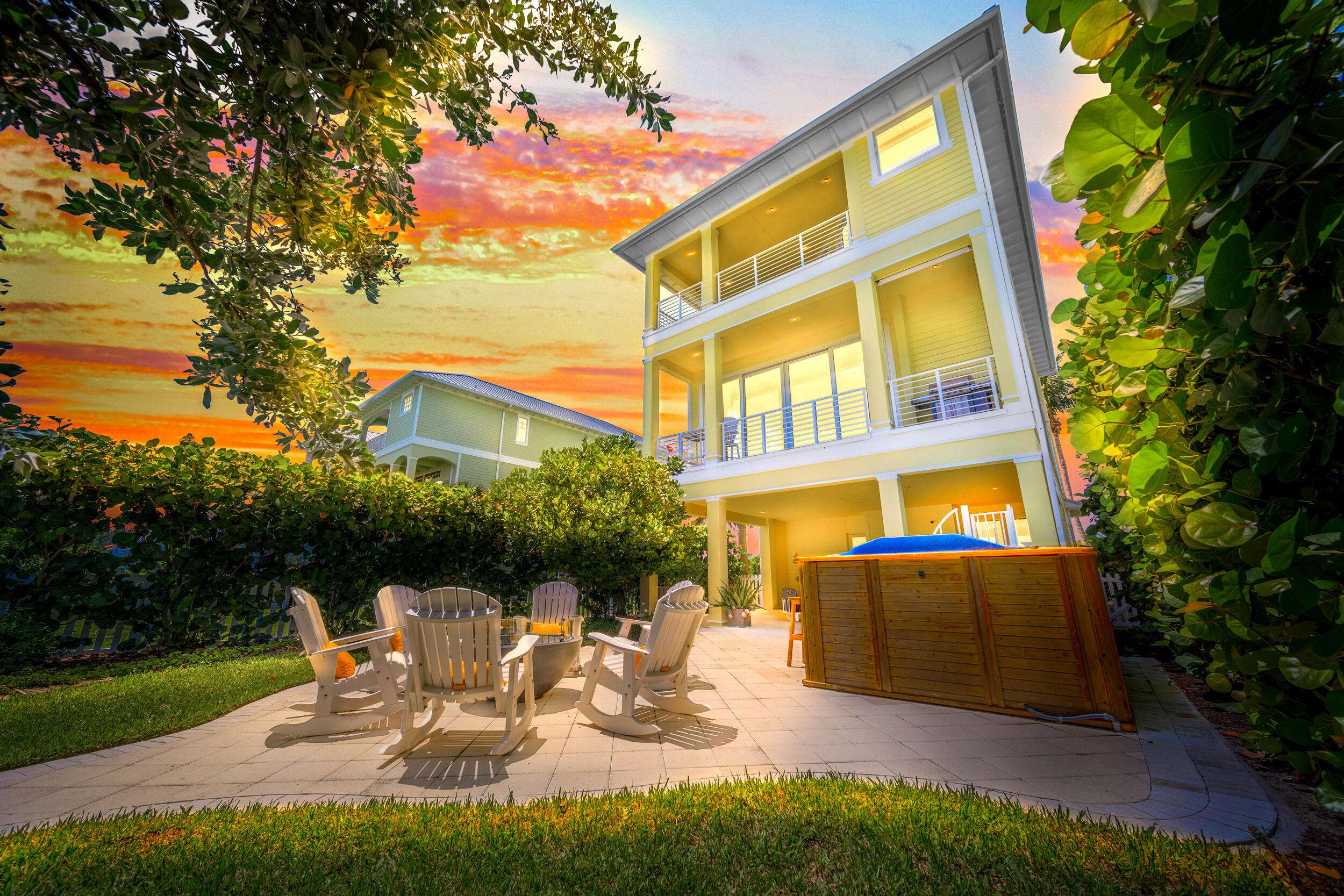 Hutchinson Island, FL 34949,5024 Watersong WAY