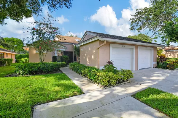 Boca Raton, FL 33496,8352 Sunmeadow LN