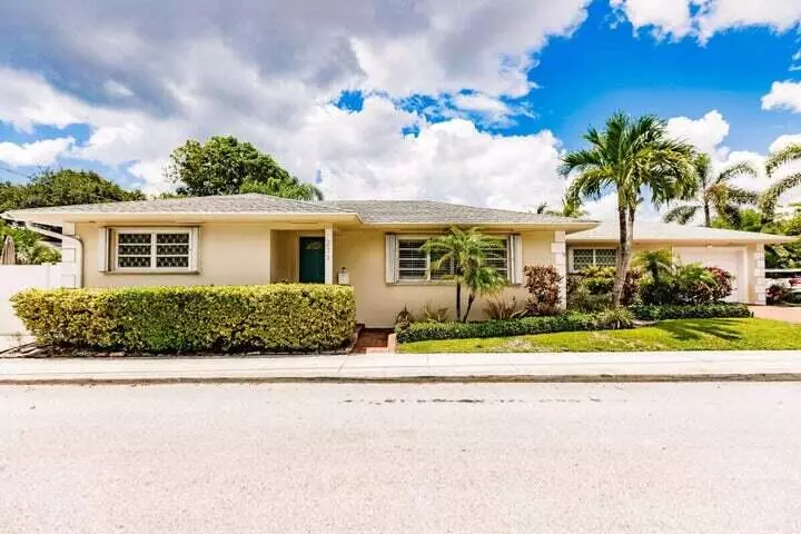 211 N 4th AVE, Lake Worth Beach, FL 33460