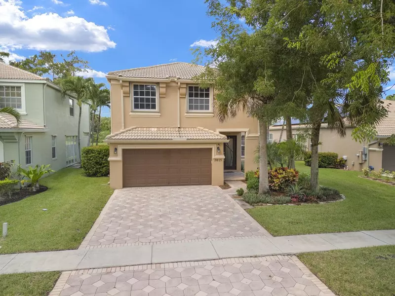 2015 Reston CIR, Royal Palm Beach, FL 33411