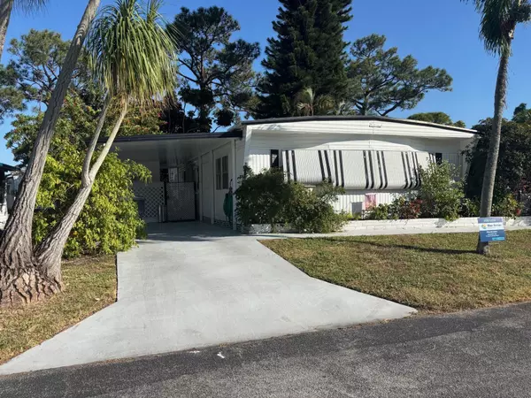 Lantana, FL 33462,6376 S Elm Lane