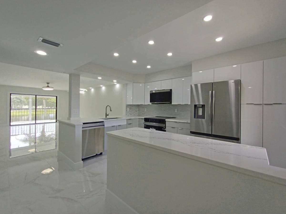 Delray Beach, FL 33446,7280 Amberly LN 207