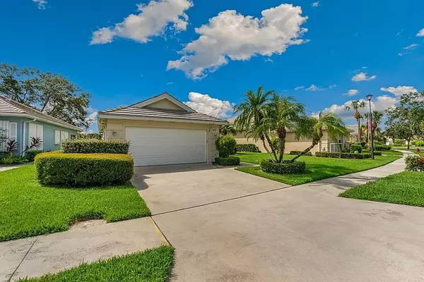 Port Saint Lucie, FL 34986,337 NW Bentley CIR