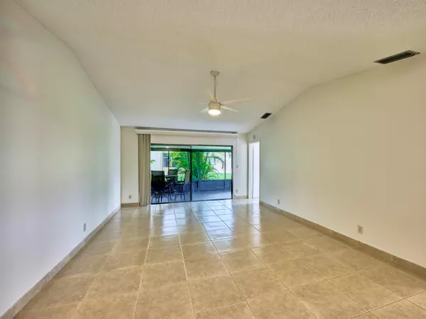 Boynton Beach, FL 33426,9 Cambridge PL