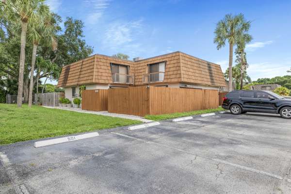 4043 Palm Bay CIR C, West Palm Beach, FL 33406