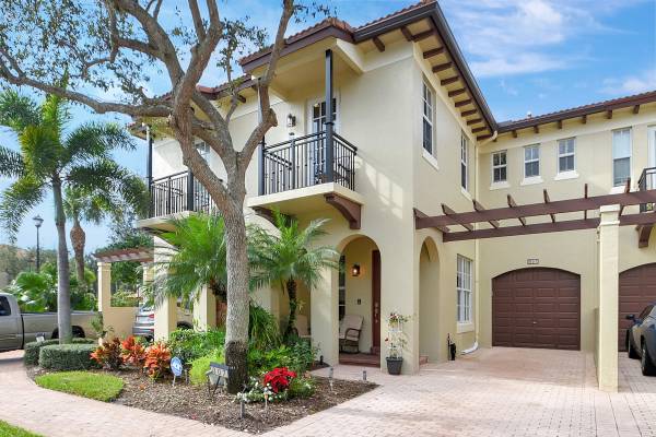 West Palm Beach, FL 33411,2781 Eagle Rock CIR 307