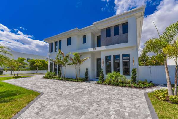 1101 NE 3rd AVE, Boca Raton, FL 33432