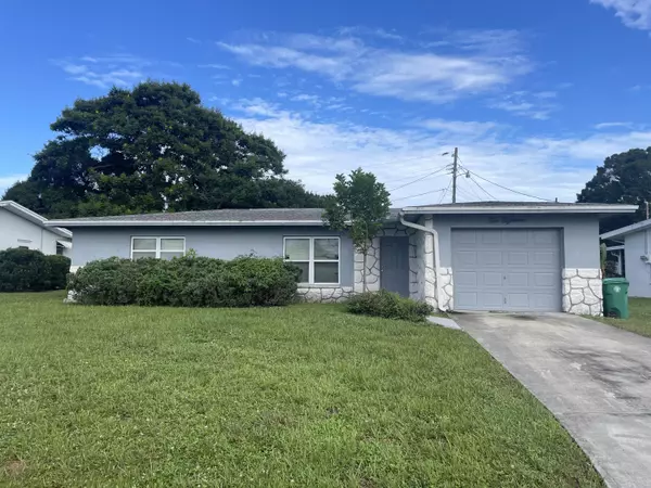 218 Olive AVE, Port Saint Lucie, FL 34952