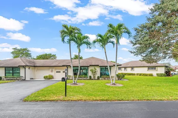 10305 Equestrian DR B, Boynton Beach, FL 33436