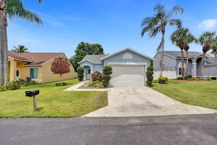 7 Ripley WAY, Boynton Beach, FL 33426