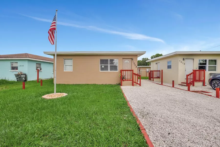 1212 N 17th ST, Fort Pierce, FL 34950