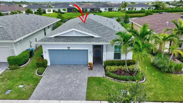 521 SE Plumeria DR, Port Saint Lucie, FL 34984