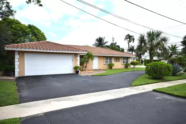 Boca Raton, FL 33487,699 NE 70th ST