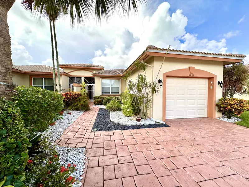 5791 Island Reach LN, Boynton Beach, FL 33437