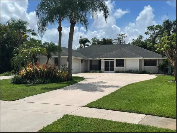 Wellington, FL 33414,15370 Softwood CT