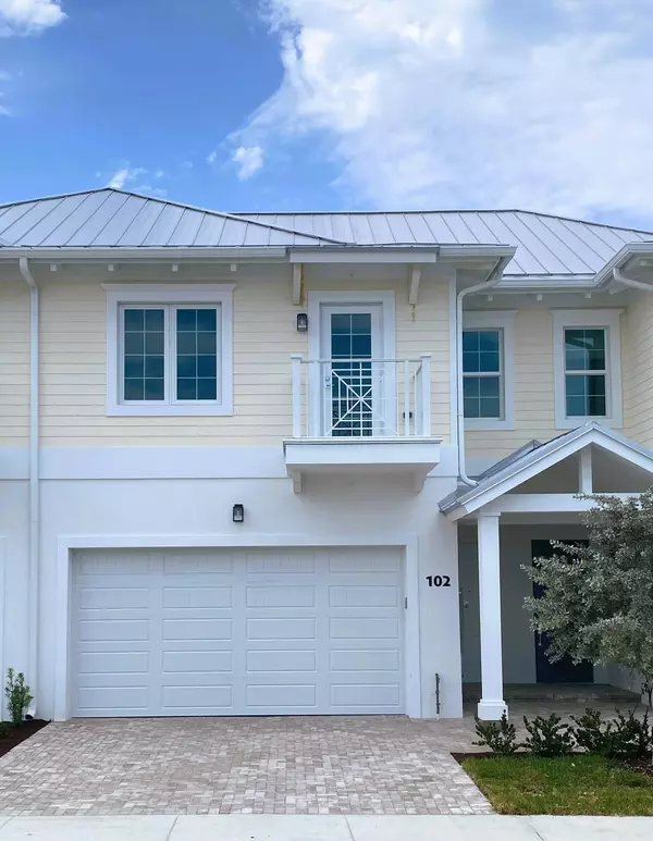 102 Royal Palm, Tequesta, FL 33469