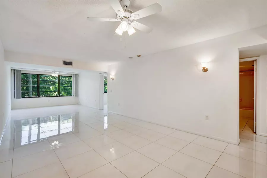 3525 Village BLVD 106, West Palm Beach, FL 33409