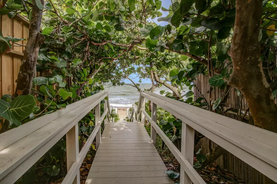 3596 S Ocean BLVD 103, Highland Beach, FL 33487