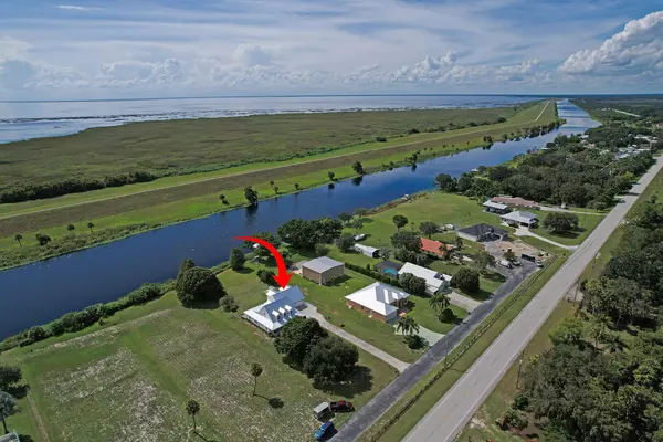 Okeechobee, FL 34974,13040 SE Us Highway 441 HWY