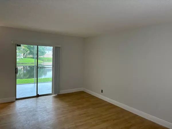 Coral Springs, FL 33076,9955 Westview DR 217