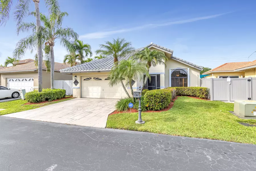 215 Disc DR, Boynton Beach, FL 33436