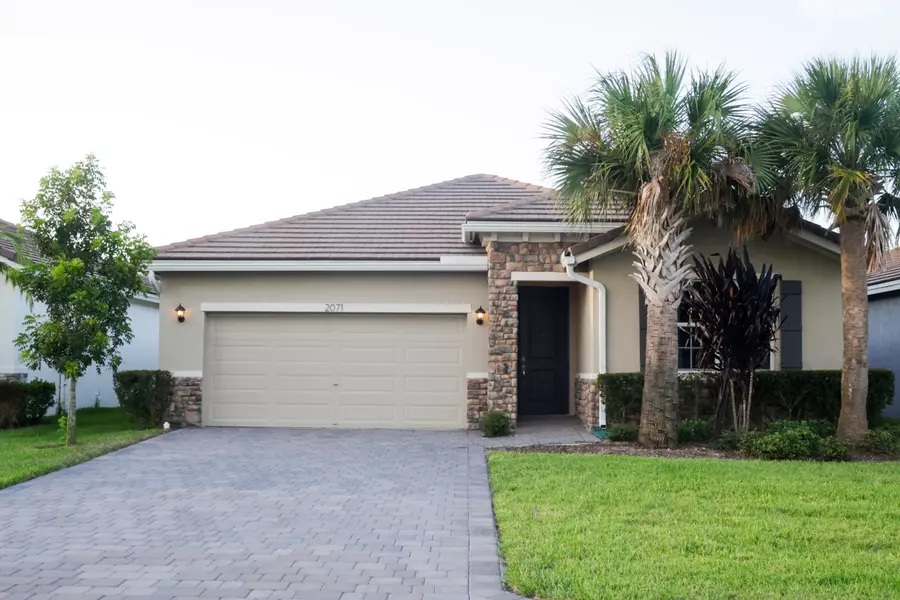 2071 NW Golden Oak TRL, Jensen Beach, FL 34957