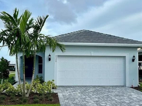 4520 Nautilus CIR, Vero Beach, FL 32967