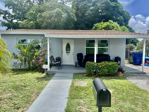 709 W 2nd ST, Riviera Beach, FL 33404