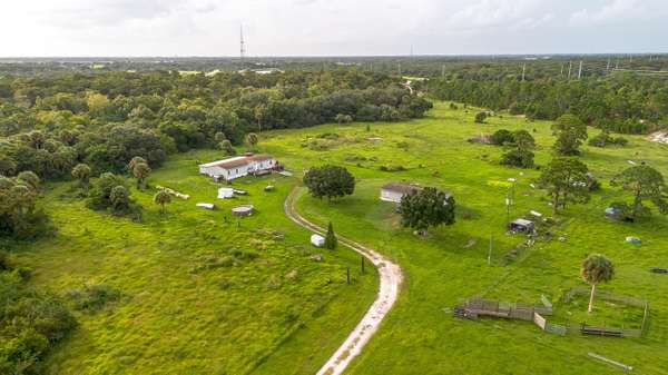 Okeechobee, FL 34974,2985 SE 59th BLVD