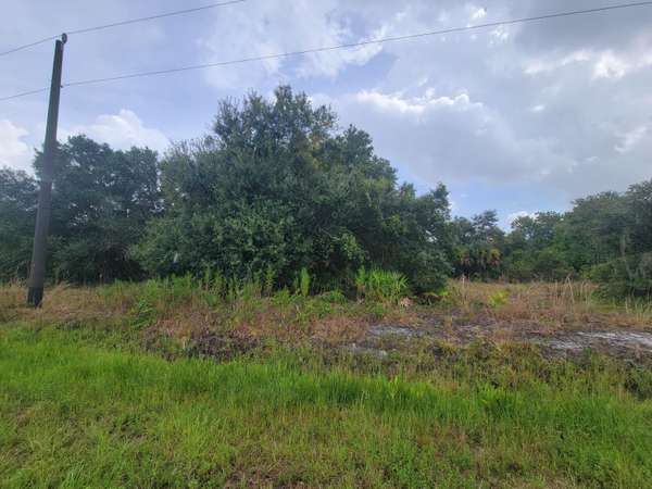 Okeechobee, FL 34972,19036 NW 310th ST