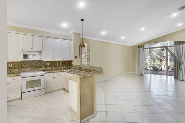 Delray Beach, FL 33446,15470 Fiorenza CIR