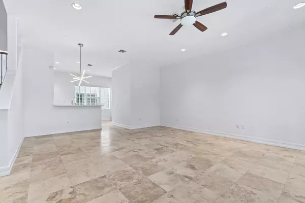 Delray Beach, FL 33483,605 Renaissance WAY