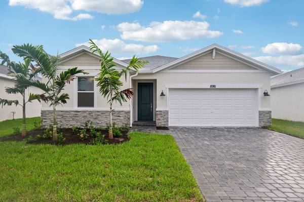 8981 Dahlia CIR, Port Saint Lucie, FL 34986