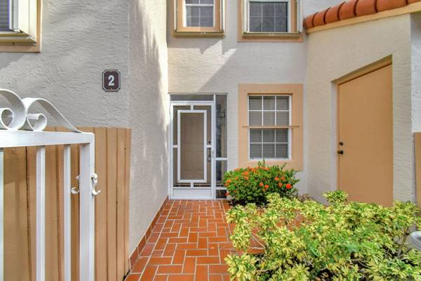 Delray Beach, FL 33446,14419 Via Royale Apt 2