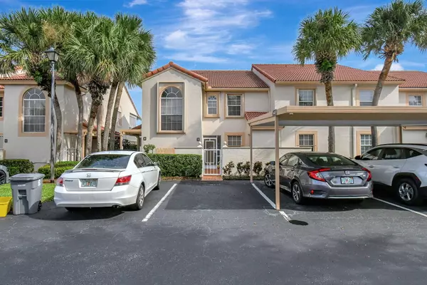 Delray Beach, FL 33446,14419 Via Royale Apt 2