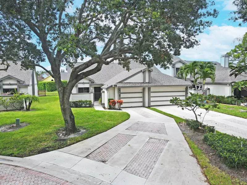 901 Landings BLVD, Greenacres, FL 33413