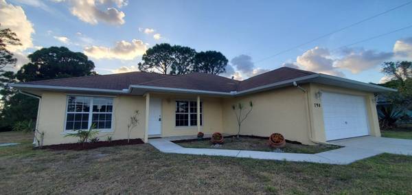 790 SW Hibiscus ST, Port Saint Lucie, FL 34983