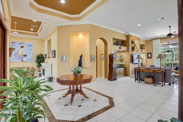 West Palm Beach, FL 33412,8385 Ironhorse CT