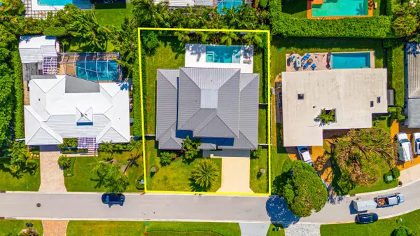 Jupiter Inlet Colony, FL 33469,180 Beacon LN