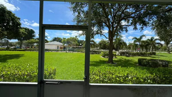 174 E Mansfield 174, Boca Raton, FL 33434