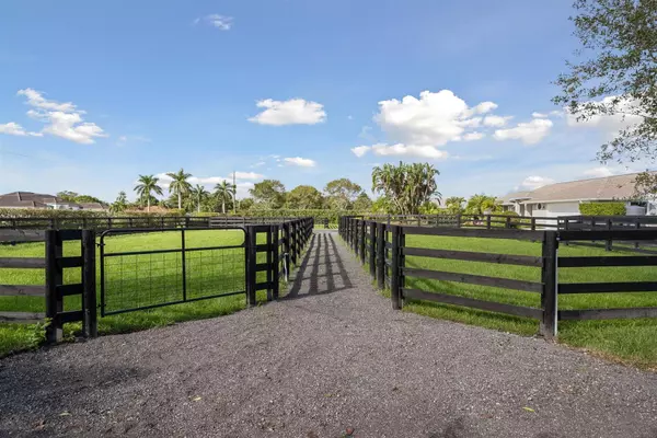 Wellington, FL 33414,2904 Appaloosa TRL