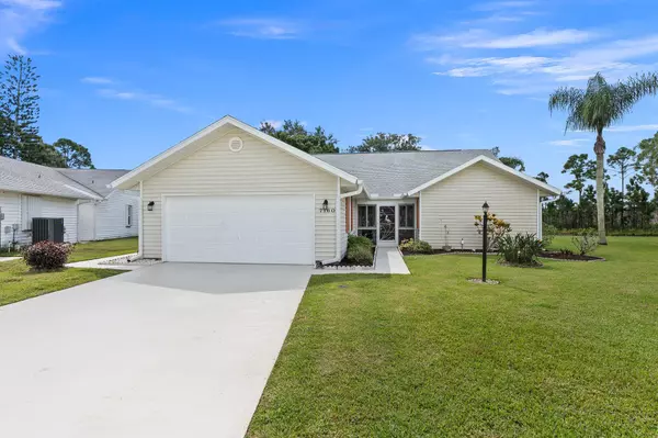 Stuart, FL 34997,7160 SE Lillian CT