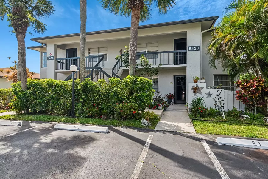 5826 Areca Palm Court D, Delray Beach, FL 33484