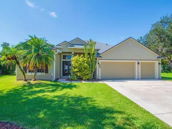 2485 SW 4th LN, Vero Beach, FL 32962