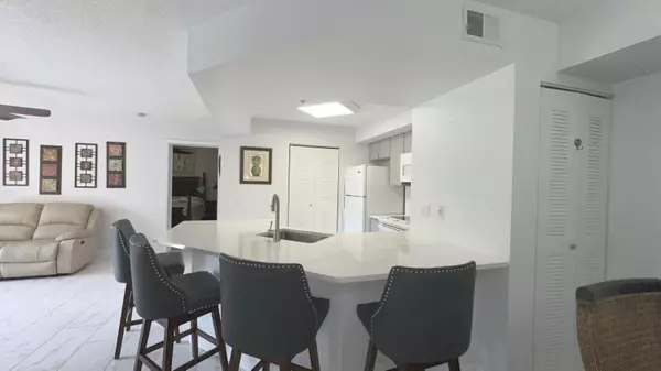 Jensen Beach, FL 34957,3809 NW Mediterranean LN 104