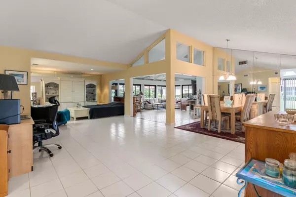 Boynton Beach, FL 33437,5531 Lakeview Mews TER