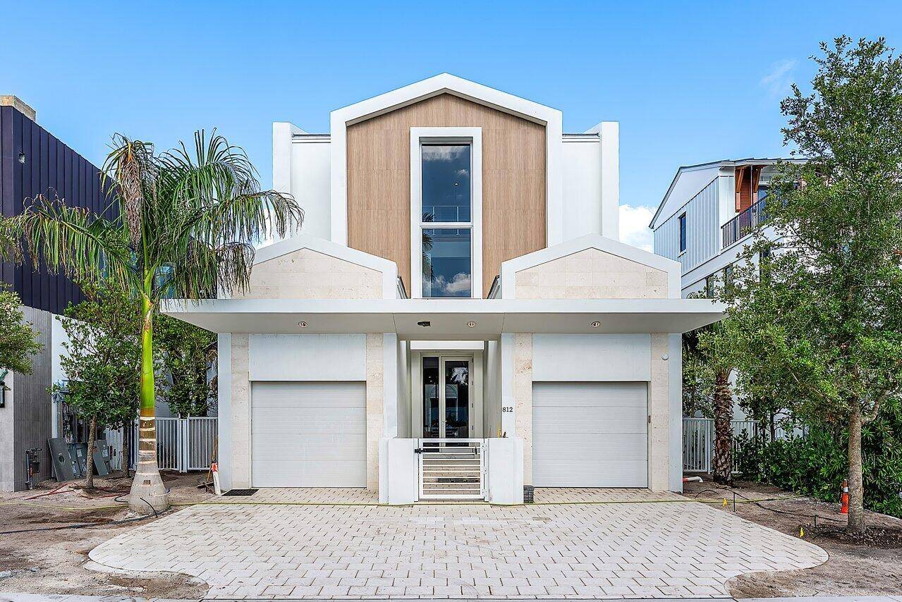 812 Palm TRL, Delray Beach, FL 33483