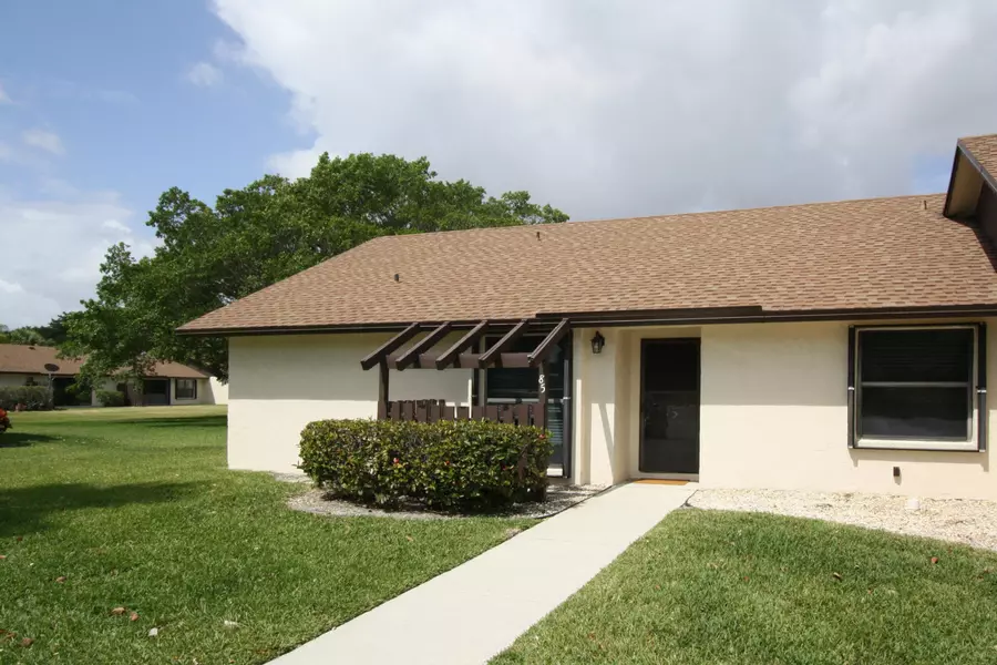 85 Via De Casas Norte, Boynton Beach, FL 33426