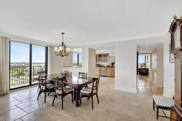 Tequesta, FL 33469,400 Beach RD 804